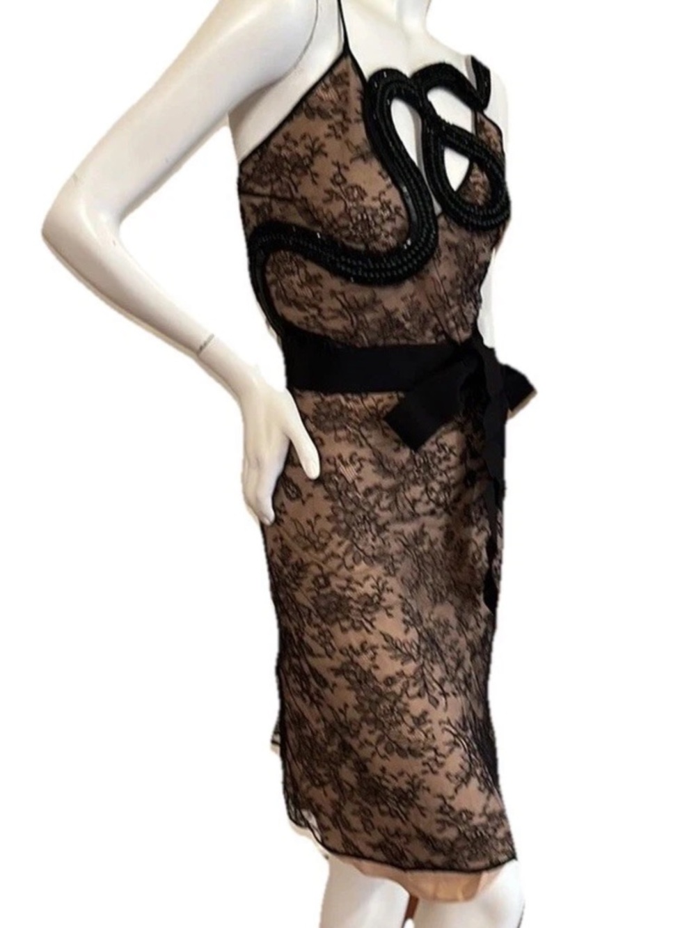 GUCCI SNAKE BLACK EMBROIDERY Silk Lined CHANTILLY LACE DRESS SIZE 42 IT - Picture 3 of 16